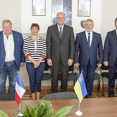 ЗУСТРІЧ ДЕЛЕГАЦІЇ КБ «ПІВДЕННЕ» ІЗ ДЕЛЕГАЦІЄЮ НАЦІОНАЛЬНОГО ЦЕНТРУ КОСМІЧНИХ ДОСЛІДЖЕНЬ ФРАНЦУЗЬКОЇ РЕСПУБЛІКИ