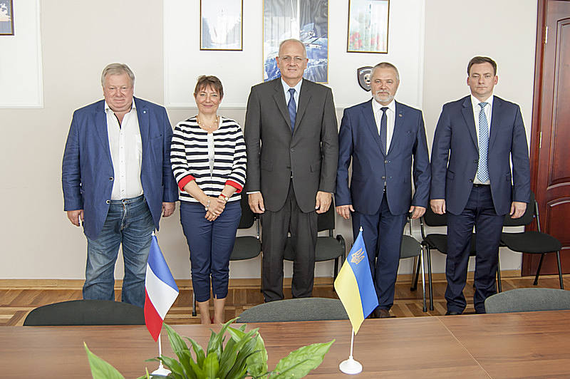 ЗУСТРІЧ ДЕЛЕГАЦІЇ КБ «ПІВДЕННЕ» ІЗ ДЕЛЕГАЦІЄЮ НАЦІОНАЛЬНОГО ЦЕНТРУ КОСМІЧНИХ ДОСЛІДЖЕНЬ ФРАНЦУЗЬКОЇ РЕСПУБЛІКИ